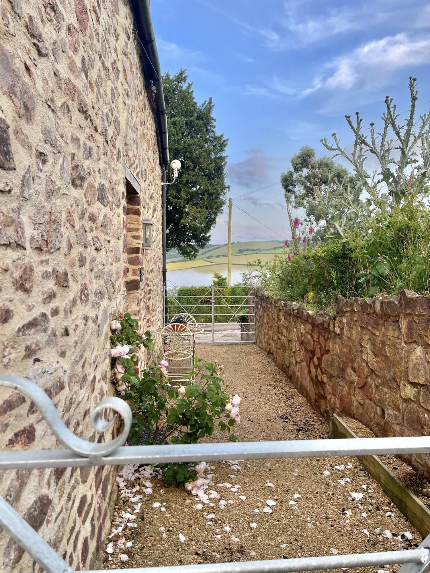 Slowley Farm Cottage Luxborough Room photo
